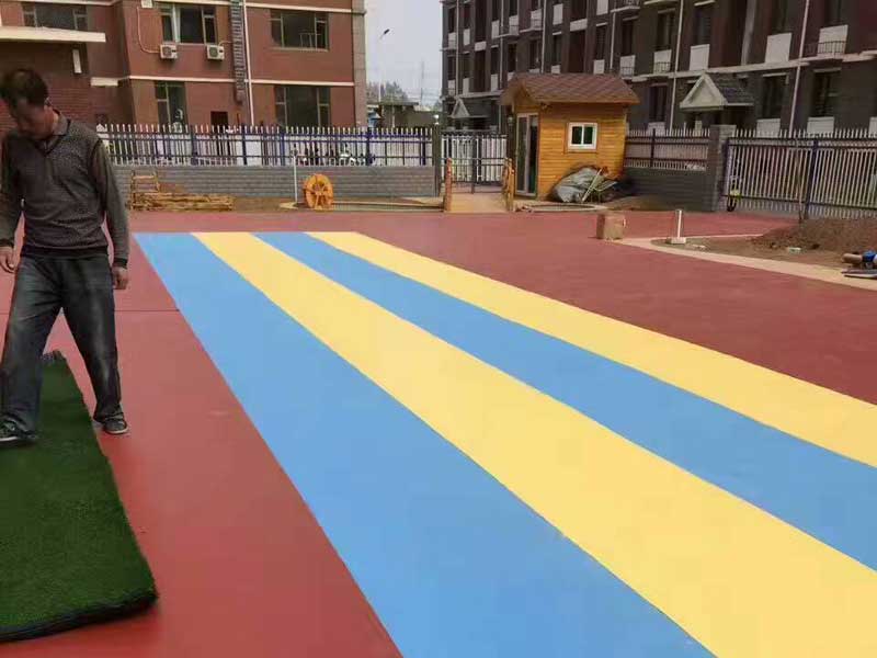 幼兒園戶外地板圖 幼兒園戶外地板的選擇
