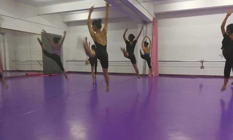 湖南邵陽第一中學舞蹈室地板 湖南邵陽第一中學舞蹈室地板