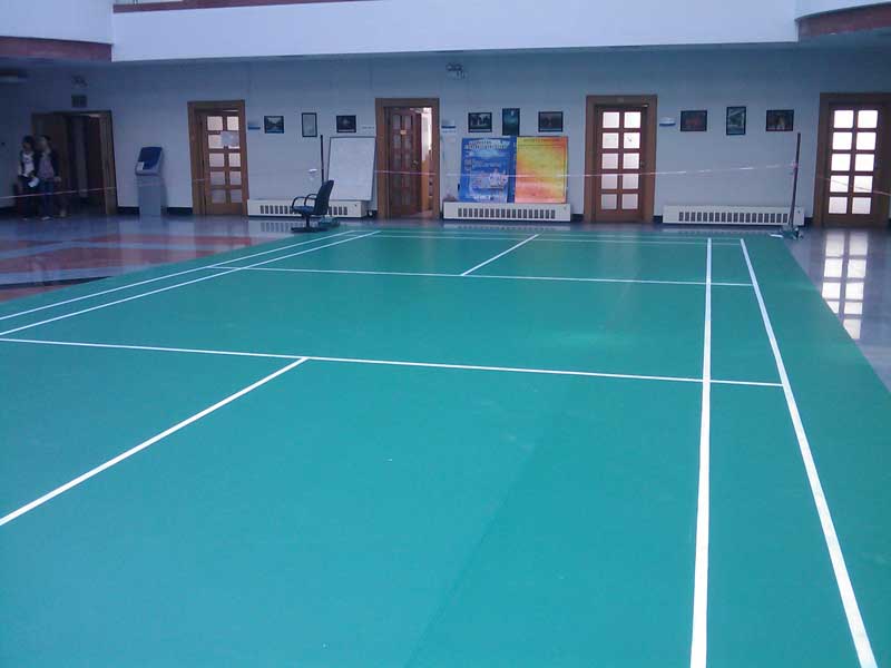 專業(yè)pvc運動地板 專業(yè)pvc運動地板和運動木地板有什么不同